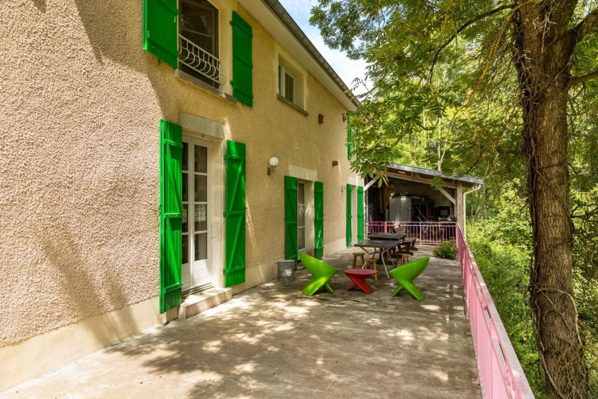 Jolie Vache Deguisee En Fleurs, Chambre D'Hote A Soulosse Værelse billede